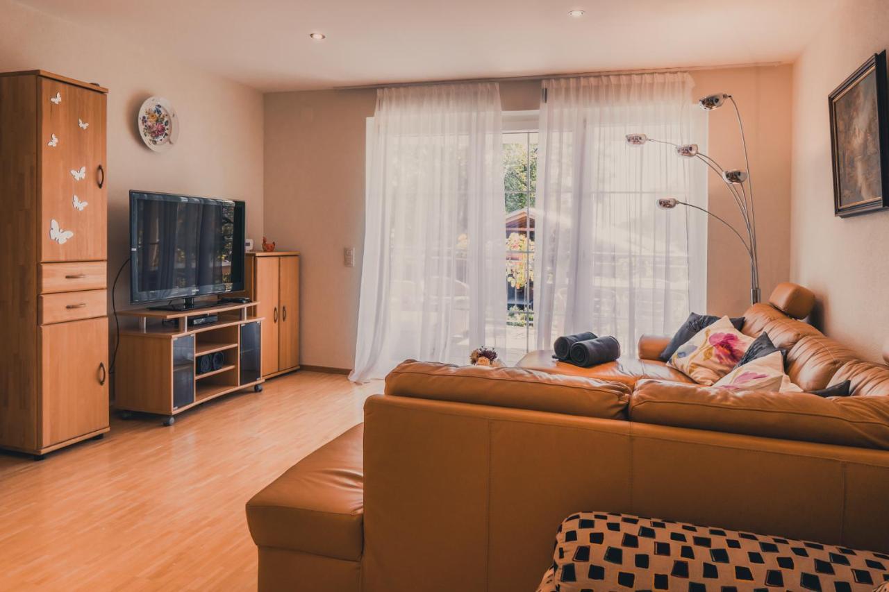 Coraline -Koblach, 6-10 P, 3 Schlafzimmer, Kueche, Riesige Terrasse, Parkplatz, Wifi, Stellplatz Ski Bagian luar foto