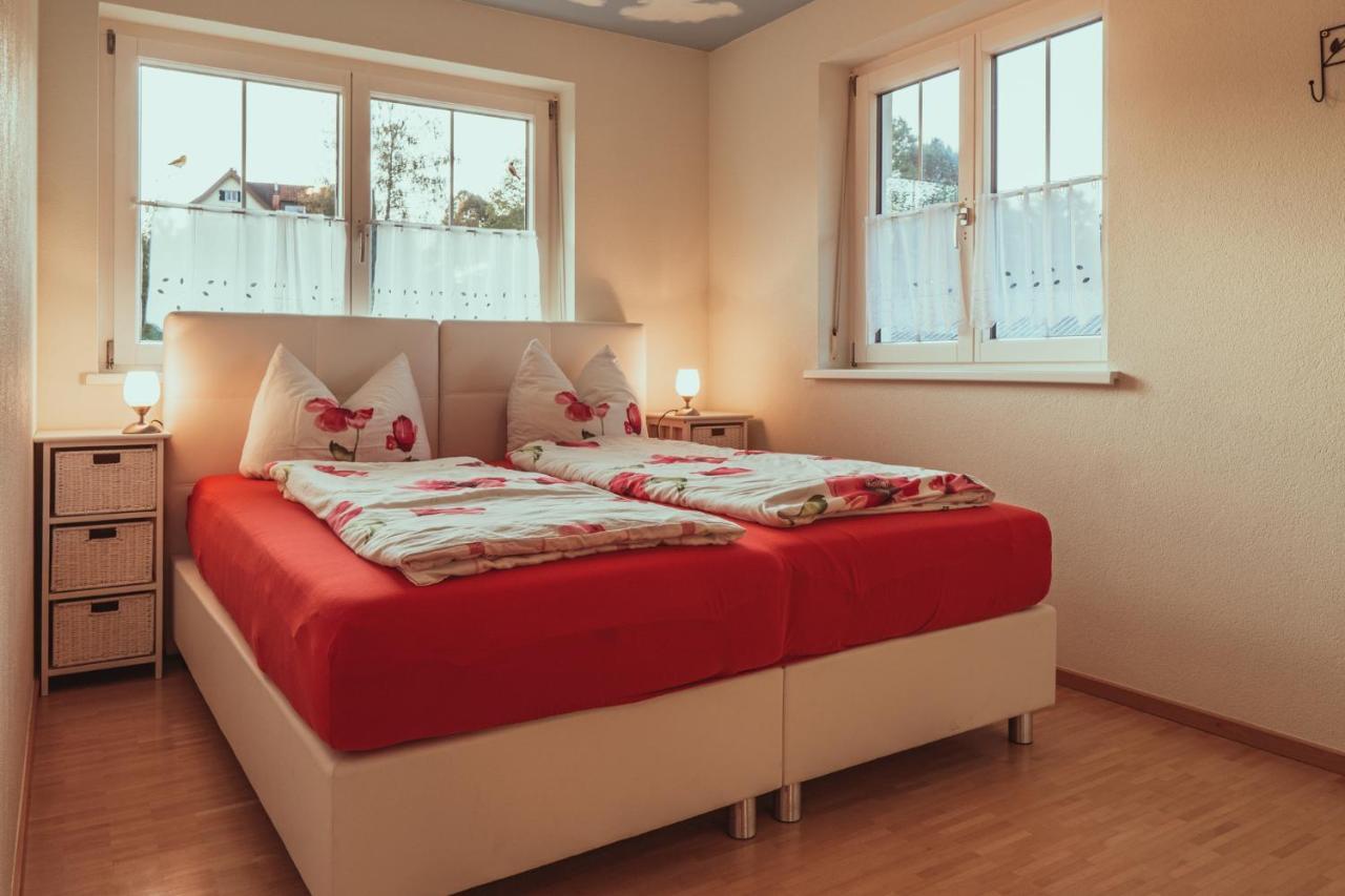 Coraline -Koblach, 6-10 P, 3 Schlafzimmer, Kueche, Riesige Terrasse, Parkplatz, Wifi, Stellplatz Ski Bagian luar foto